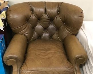 Connoisseur Leather Club Chair -- $325
