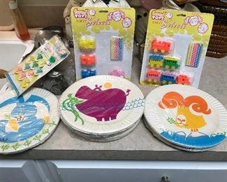 GROUP LOT of Vintage Paper Plates & Birthday Cake Decorations -- $10