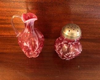 Cranberry fern and daisy. 