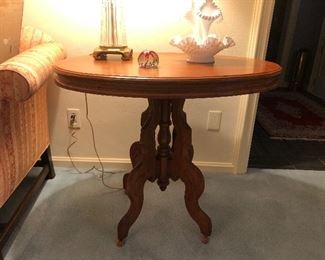 Walnut Victorian table