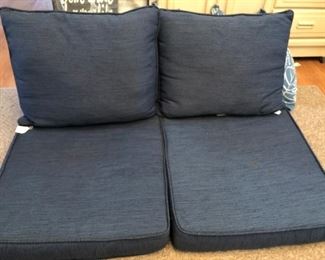 ALLEN & ROTH OUTDOOR CUSHIONS