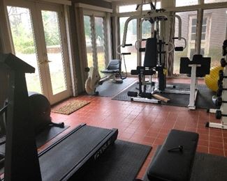 Home gym -- I'm really kind of craving more of that vegetarian chili it was yummers 