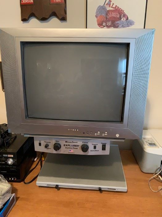 #40		MagniSight Explorer Custom Focus Model MSE-AC20-S	 $150.00 
