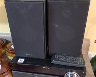 #69 Sony disc player w speaker $35.00