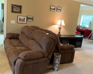 #15 sofa Ashley Microfiber Brown Double Recliner sofa 90" Long $225.00
#16 sofa Ashley Microfiber Brown Double Recliner sofa w/cup holders w/cubby storage 79" Long $275.00