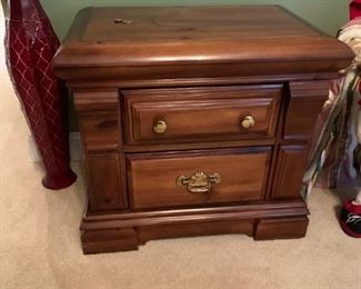 #25 Bassett Bedside table w/2 drawers 28x17x25 $75.00