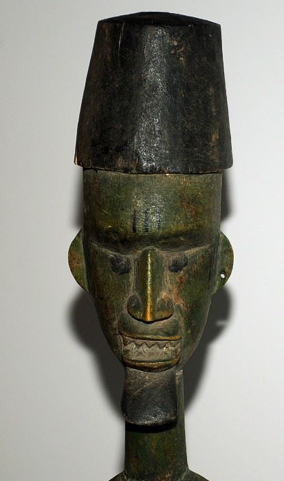 [20] ATTRIBUTED AS A CHOWKE ANCESTOR STANDING FIGURE PLOYCHROME WITH PAINTED SCARIFICATION ~ HEADDRESS ~ FACIAL HAIR 