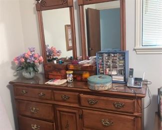 Maple Dresser with Two Mirrors