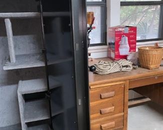 Like New Treadlok Gun Safe 30"W x 25"D x 64"H $500. I have contact info for a Safe Moving Co.