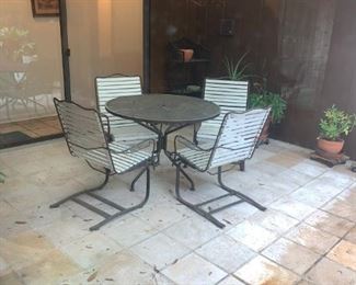 Patio Table with 4 Chairs
