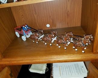 metal Budweiser horse/wagon