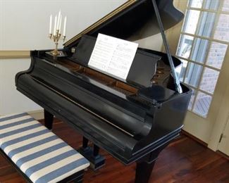 baby grand piano, by Starr, model 187535