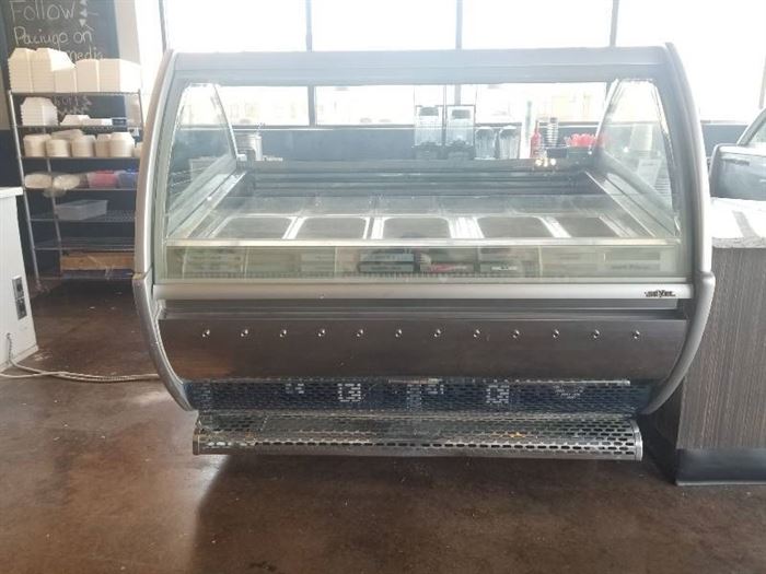 Aspen Deluxe Gelato Showcase