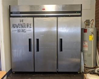 Maxx Cold Commercial Refrigerator MXCF-72FD