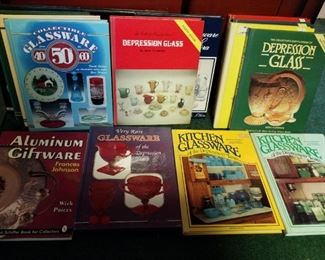 antiques and collectibles reference books