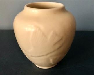 $90 Rookwood #6459 made in 1935 cream colored vase with bird and flowers 4.5 inch H 