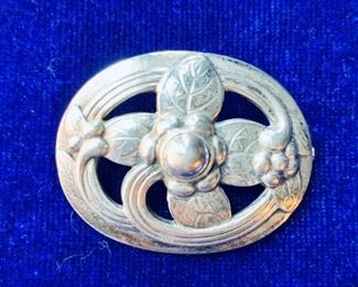 Georg Jensen brooch #138 Stylized flower Sterling Silver Pin
Designed by Georg Jensen
10.51g
$295