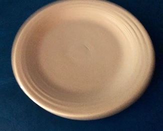 $10 Vintage Fiestaware yellow dinner plate 10.25”D