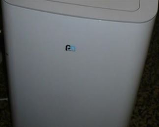 ROOM AIR CONDITIONER