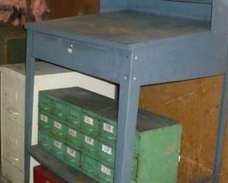 SELLING ON MARCH 28   GOOD STEEL BENCH 