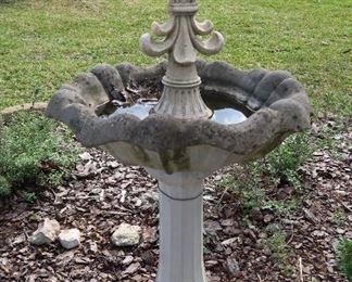 $50.00 Fleur-de -lis Concrete Bird Bath