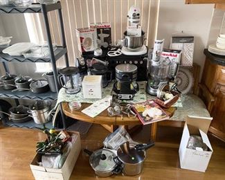KitchenAid Mixer, pasta, juicer, 