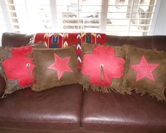 Wonderful decorative pillows!!