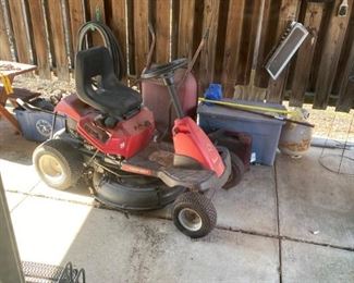 riding lawn mower