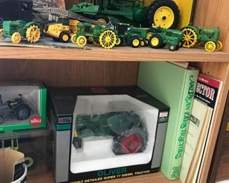 ertl farm models tractor plow and more! JOHN DEERE