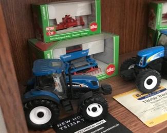 ertl farm models tractor plow and more! JOHN DEERE