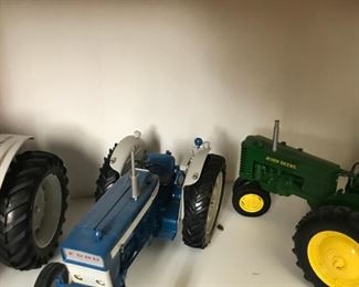 ertl farm models tractor plow and more! JOHN DEERE