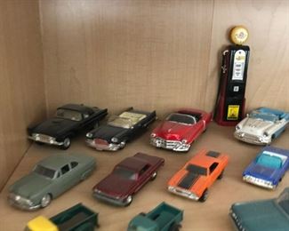 ertl farm models tractor plow and more! JOHN DEERE