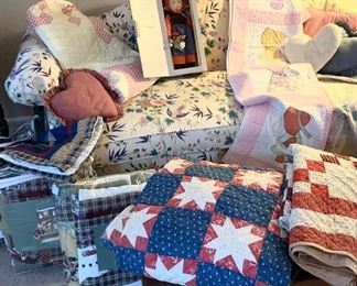 antique quilts, new quilts never been used