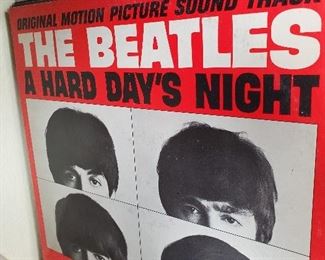 ALL BEATLES LPS HAVE MINT VINYL INSIDE