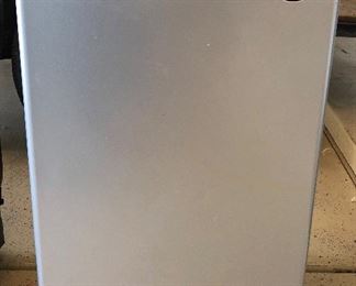 Sanyo Mini Fridge