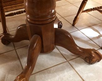 Ball and Claw Pedestal Dining Table w Leaf and 4 Chairs