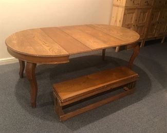 Oak Dining Table with Leaves $50 PRICE REDUCED