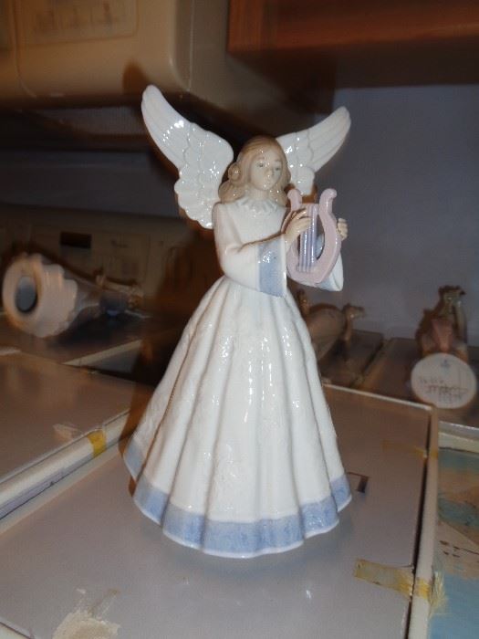 Wonderful sale by Teapots and Treasures starts on 3/13/2020