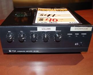 TOA 70v amp