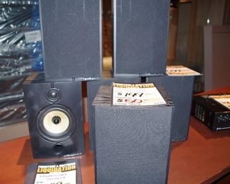 Wharfedale British made speakers, Model Diamond 8.1 Bookshelf speakers
