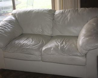 LEATHER LOVE SEAT  ~ 66L X 36D X 19 FLOOR TO SEAT $95 