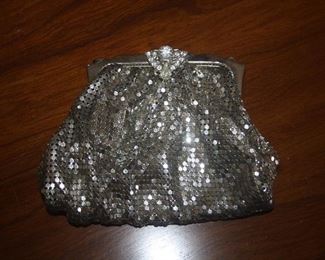 VINTAGE PURSE ~ WHITING + DAVIS.  MADE IN THE USA  $30  MISSING WRIST STRAP 