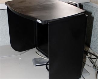 Dell 17" LCD Monitor, Model 1707FPC, With Privacy Screen And Detachable Stand