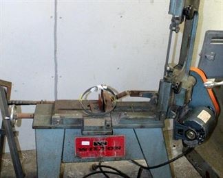 Wilton Electric Horizontal Band Saw, Includes Additional Blades, Powers On, Includes Metal Stand