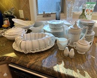 Coalport Bone China - Avon Pattern