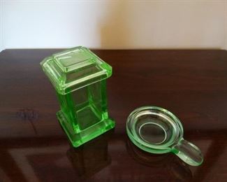Czech glass cigarette box and ash tray