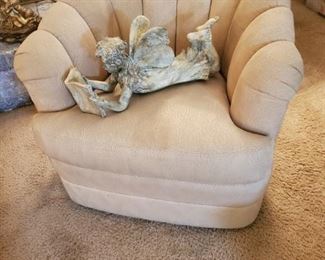 ETHAN ALLEN WHITE SWIVEL CLUB CHAIR