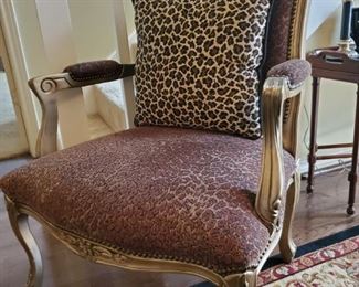 LEOPARD CHAIR