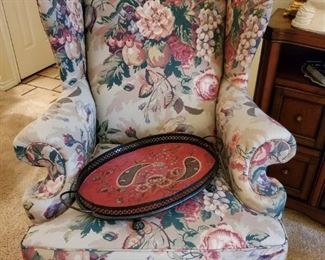 WINGBACK CHAIR & TRAY