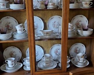 ANOTHER SET OF CHINA (SERVICE FOR 12)